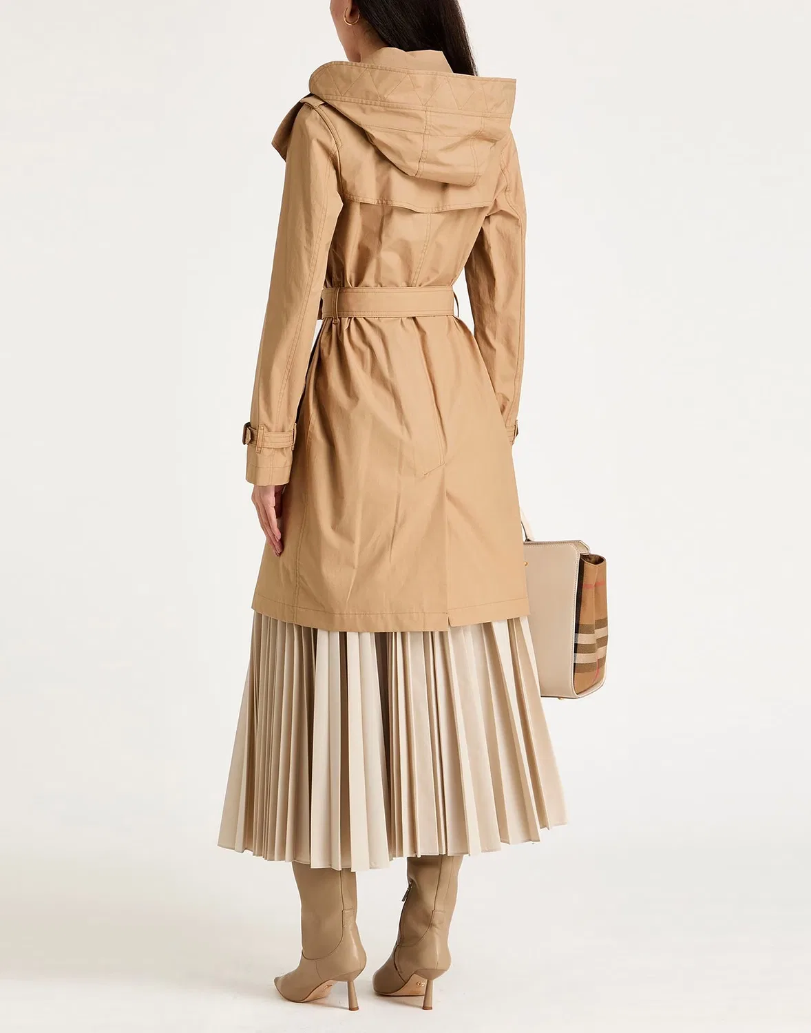 Женский тренчкот с поясом Burberry, коричневый — фото 3