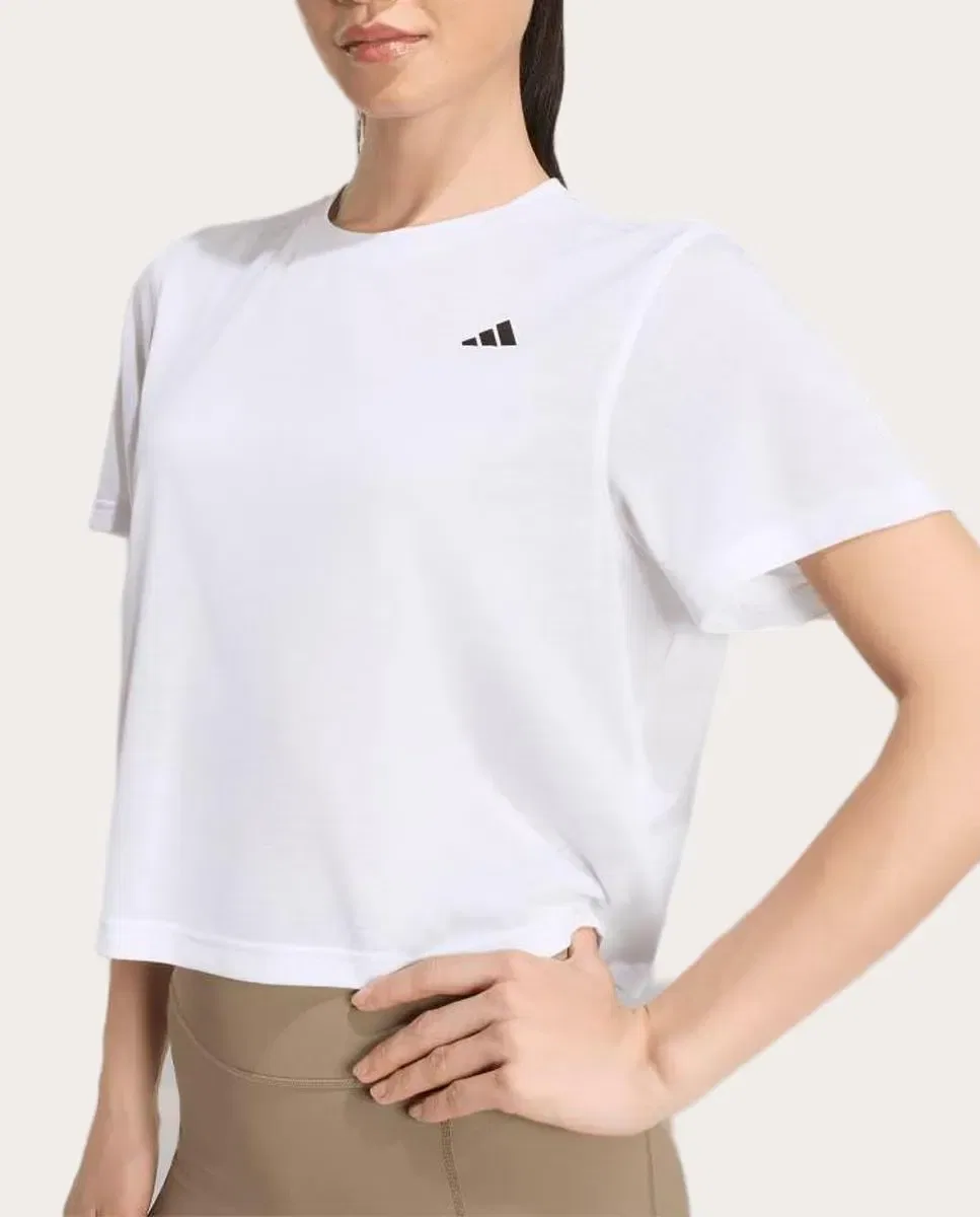 Женская футболка с принтом Graphics adidas, Blanco — фото 4