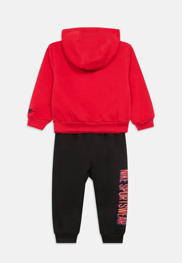 Комплект из худи и штанов с принтом Hooded set Nike Sportswear black, red, черный/красный — фото 2