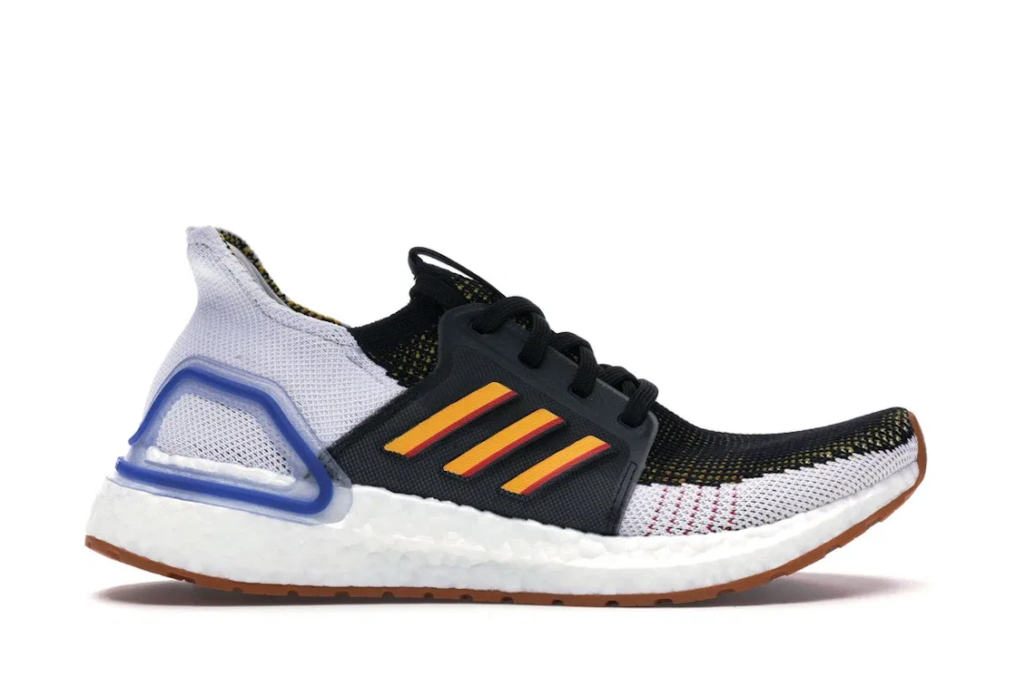 Детские кроссовки с принтом Toy Story 4 Woody Adidas, Core Black/Active Gold/Scarlet