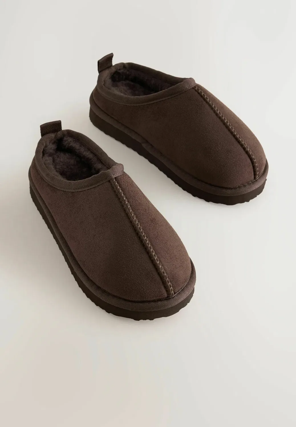 Уютные домашние тапочки-мюли стандартного кроя Next, Chocolate Brown — фото 2