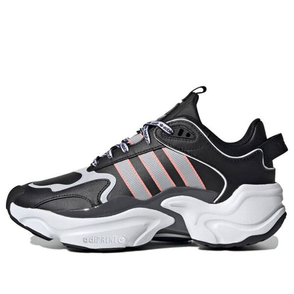 

Кроссовки magmur runner Adidas, черный