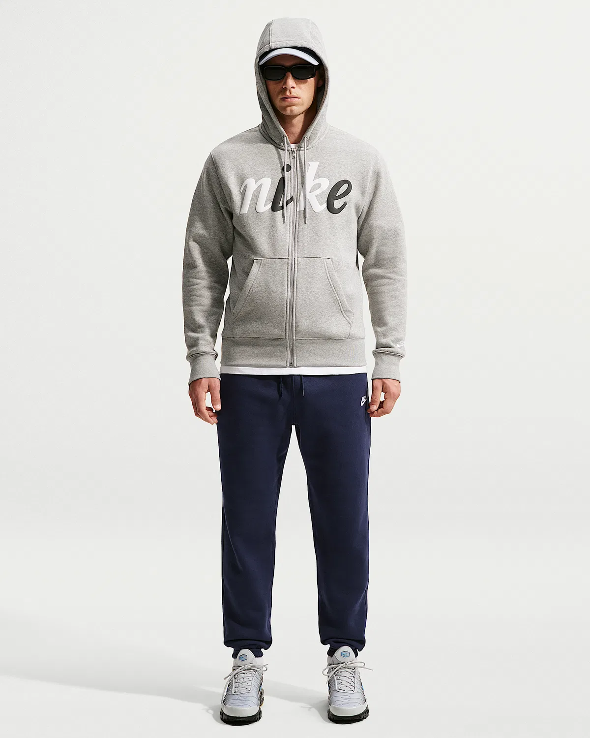 Мужские спортивные штаны Nike Club на флисе с манжетами, Obsidian/Obsidian/White