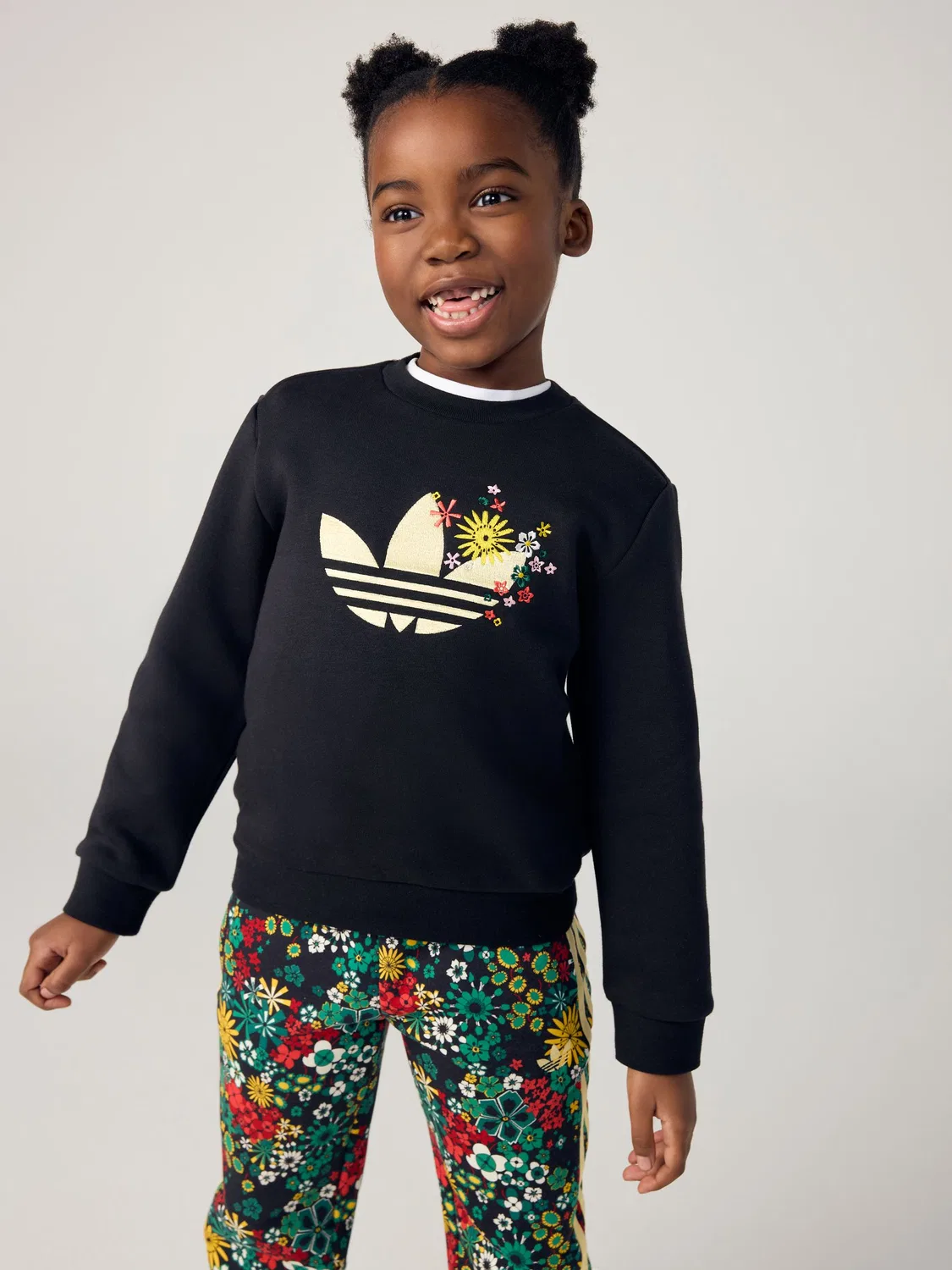 Спортивный костюм adidas Originals x Liberty London, черный — фото 2