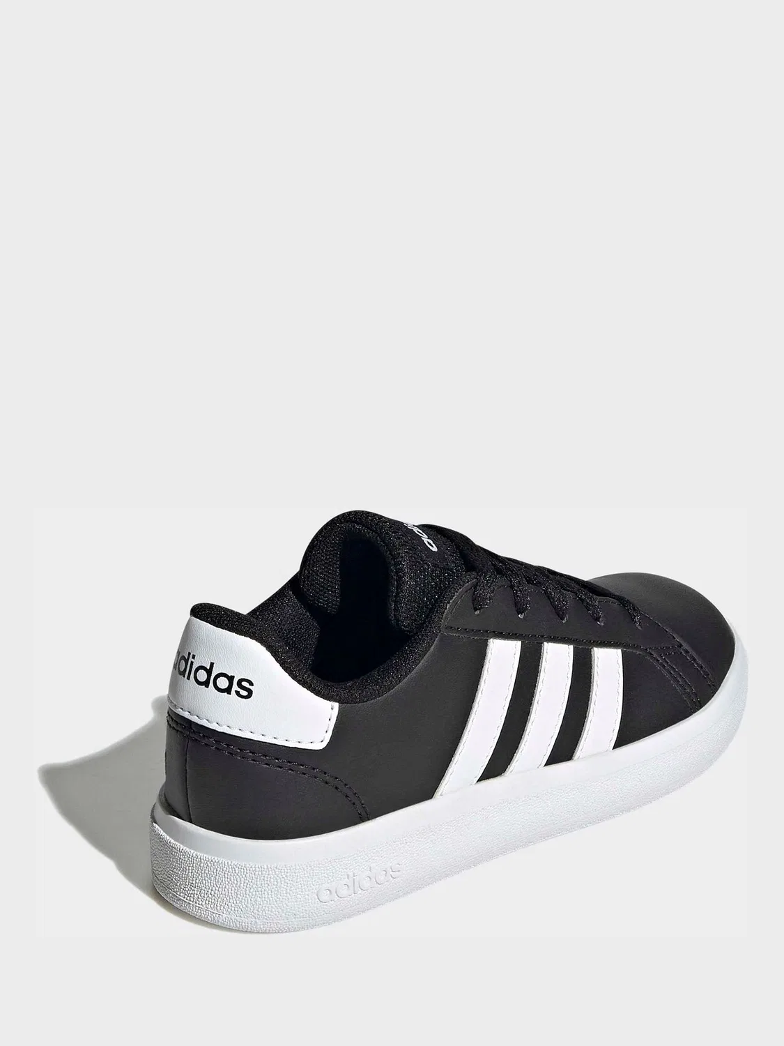 Кроссовки теннисные Grand Court Lifestyle adidas, черный — фото 2