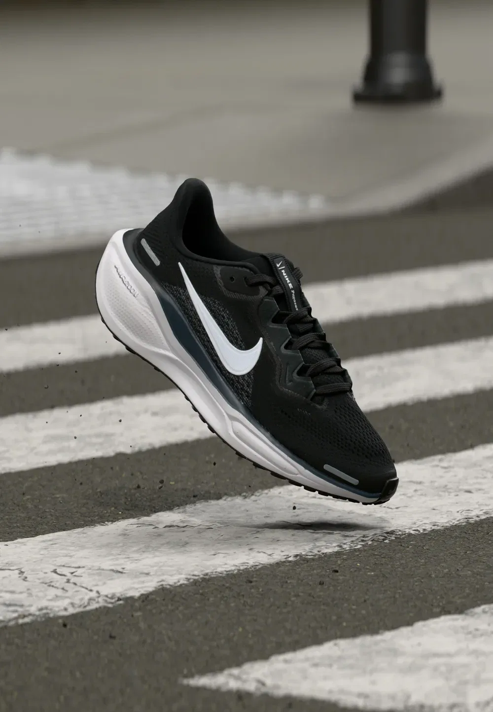 Кроссовки Air Zoom Pegasus 41 для бега по улицам Nike Performance, Black/White/Anthracite