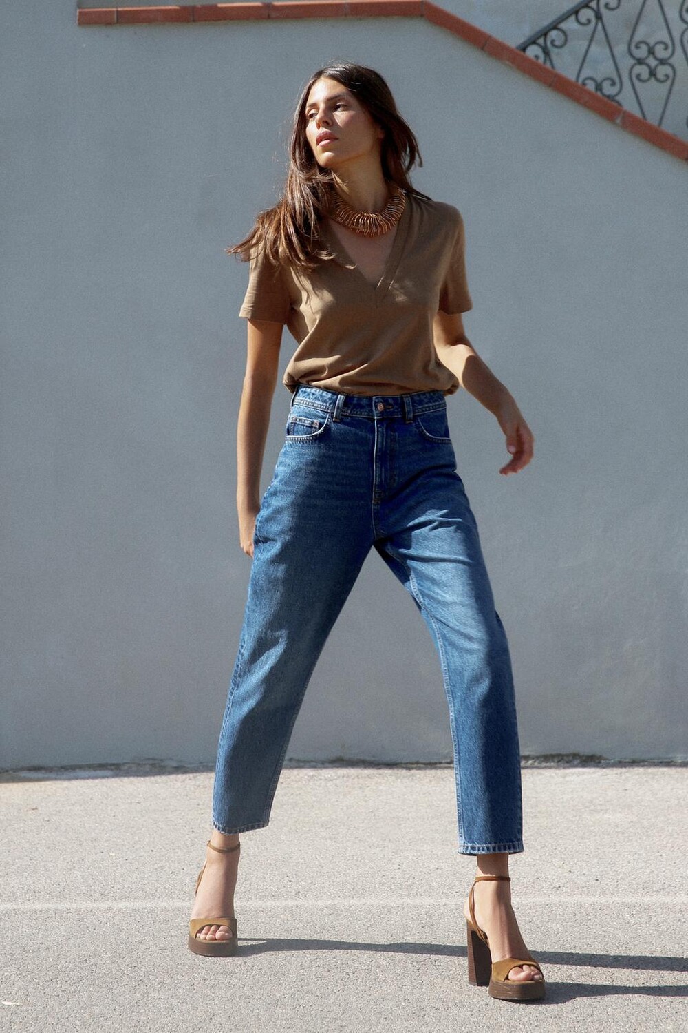 

Джинсы mom-fit с высокой талией z1975 ZARA, синий