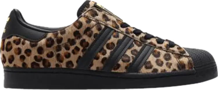 

Кроссовки Adidas atmos x Superstar 'Cheetah', коричневый