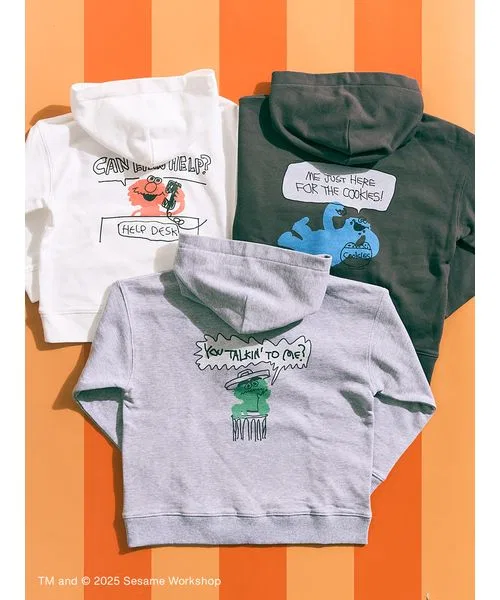 Худи детское коллаборация Sesame Street Market x Ogawa Natsumi с принтом, угольно-серый — фото 2