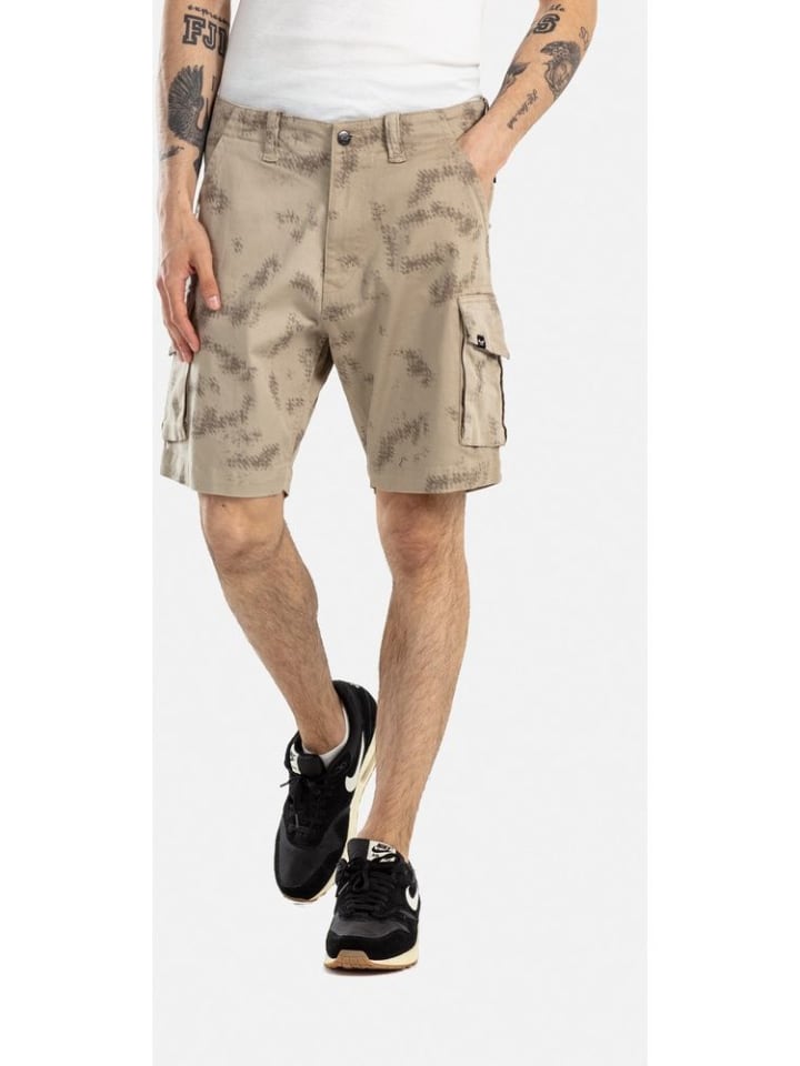 

Reell Шорты "City Cargo Short St" в камуфляжной расцветке