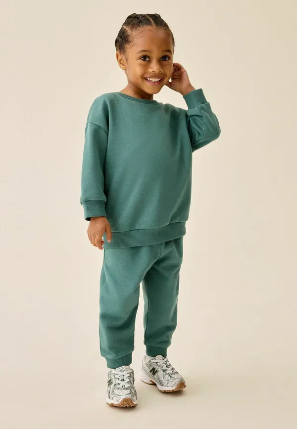 Спортивный костюм, хлопок Regular fit price starter crew joggers set Next Green, зеленый