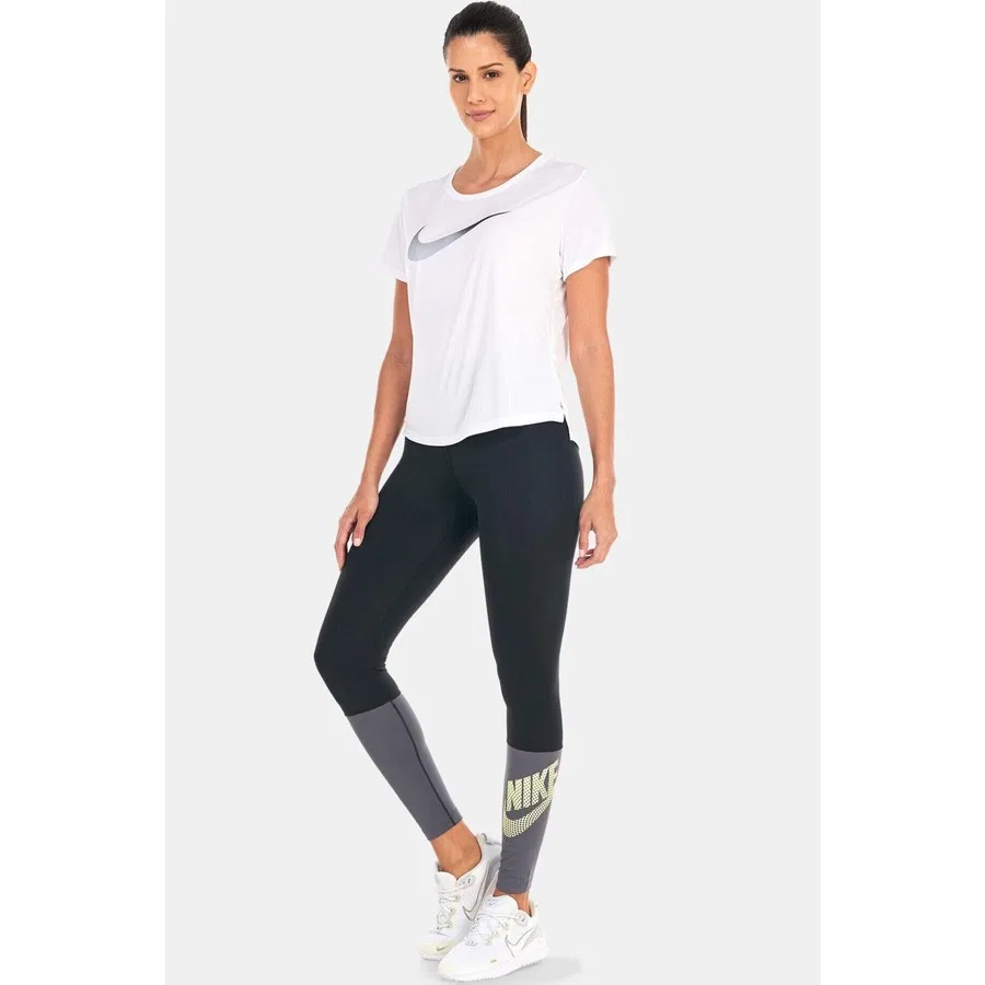 Женская футболка с коротким рукавом и принтом Swoosh Graphic Dri-Fit One Nike, Белый — фото 4