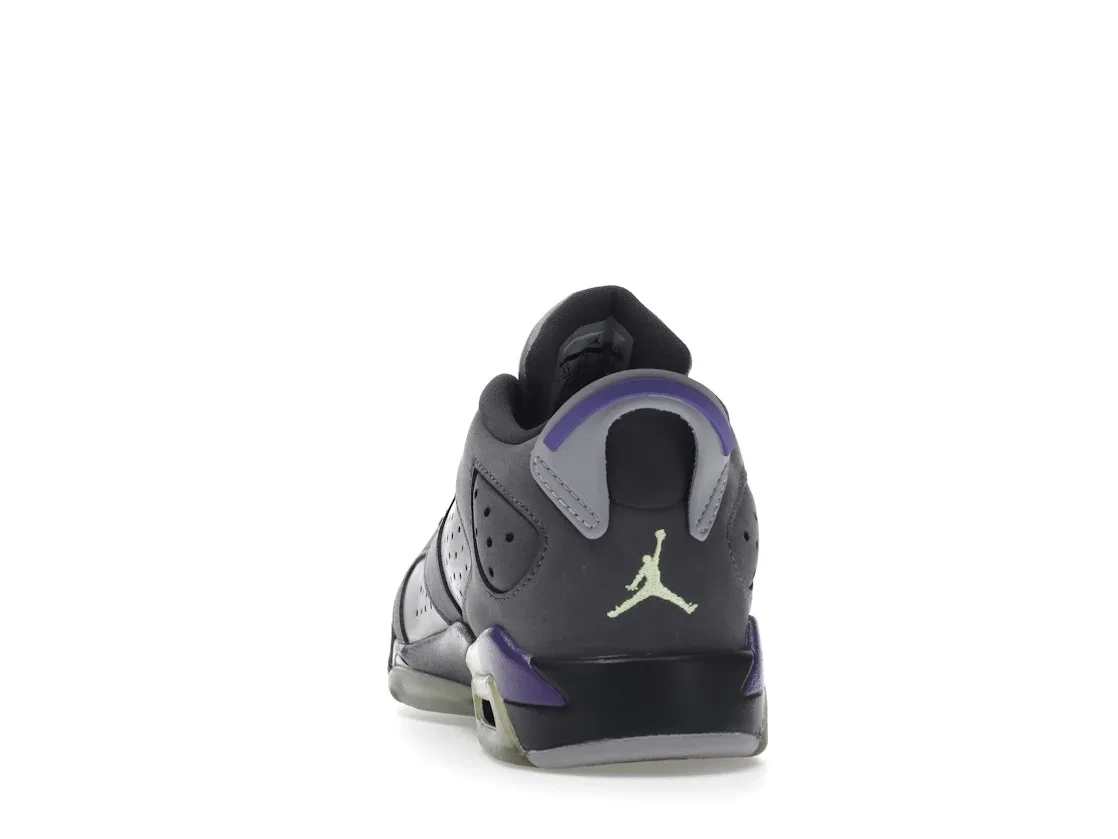 Детские кроссовки Lifestyle с низким верхом Jordan 6 Retro Low Jordan, Dark Grey/Ultraviolet-Wolf Grey-Ghost Green — фото 4