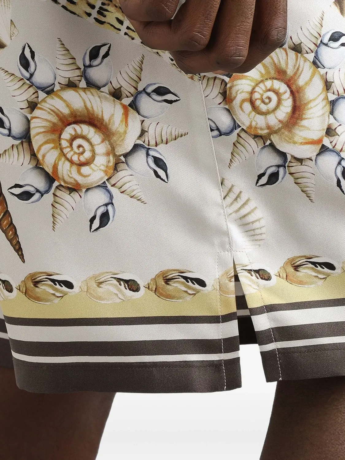 Dolce & Gabbana Шорты-бермуды шелковые нейтральные — фото 2