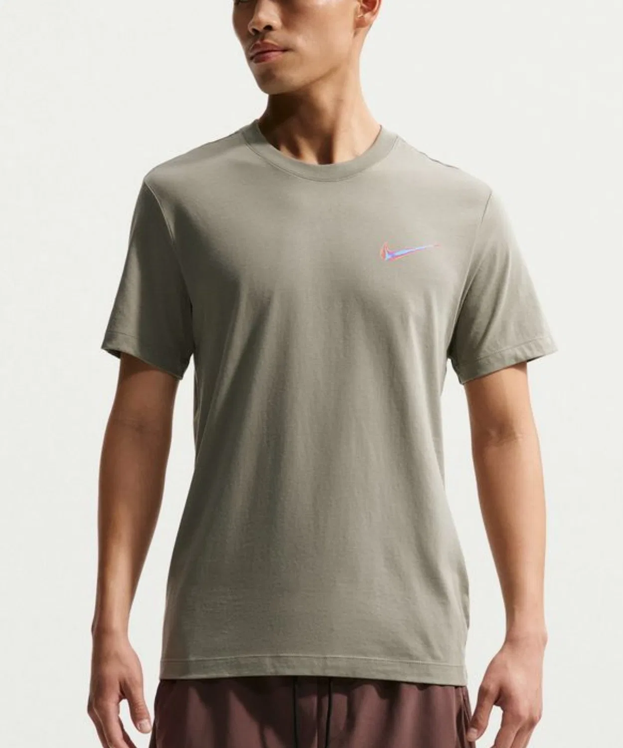 Мужская футболка с коротким рукавом и принтом на спине NIKE STD TRAIN THERMAL S/S T-Shirt, Brown