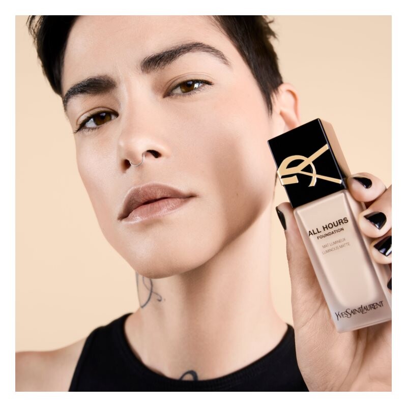 Долговечная водостойкая основа Yves Saint Laurent All Hours Foundation, оттенок LC3 30 мл — фото 3