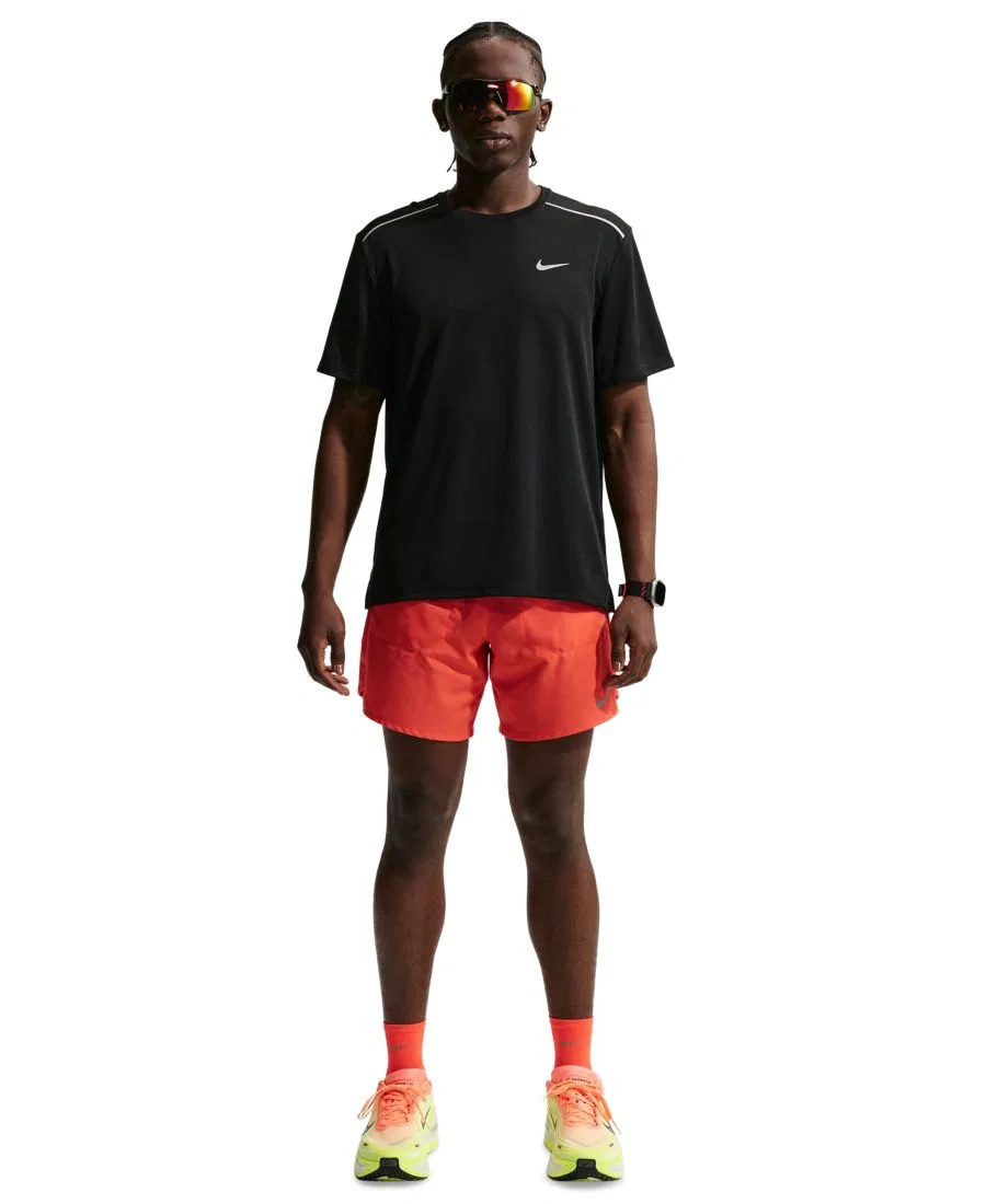Футболка для бега Dri-FIT Miler с круглым вырезом Nike, Black Reflective Silver