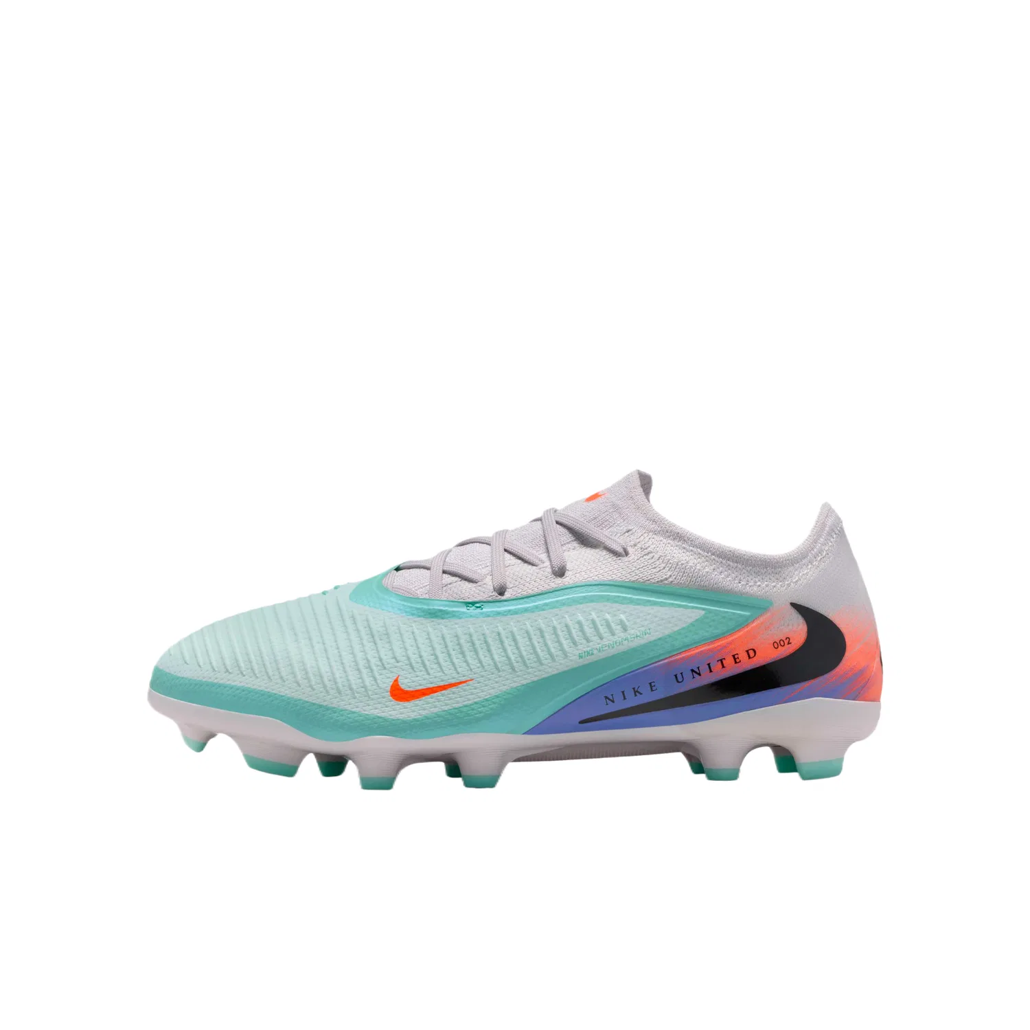 Детские футбольные кроссовки Phantom 6 Low Top Nike, Pistachios Frost