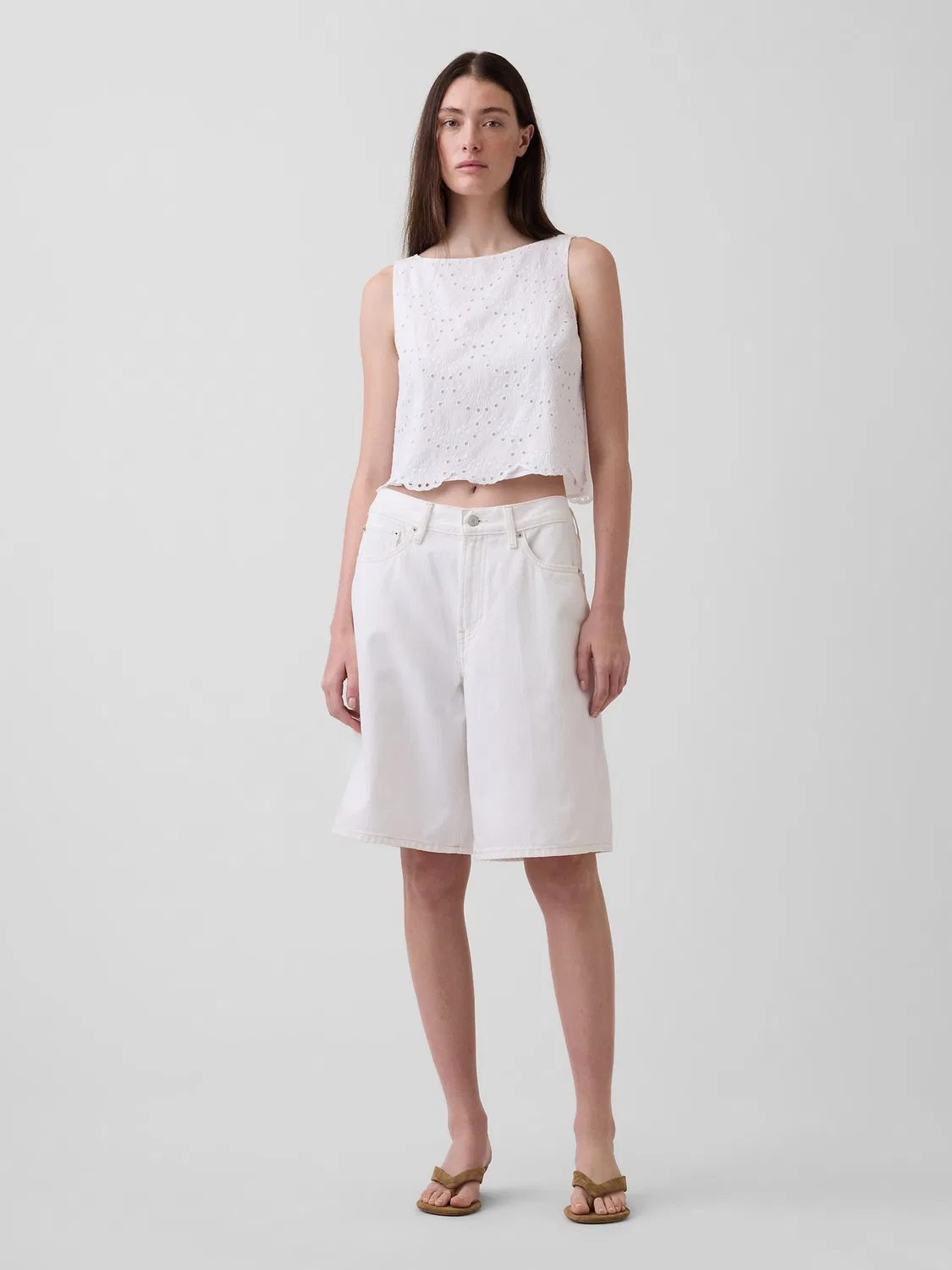 Топ-жилет Gap White Eyelet Crop Shell, белый — фото 3