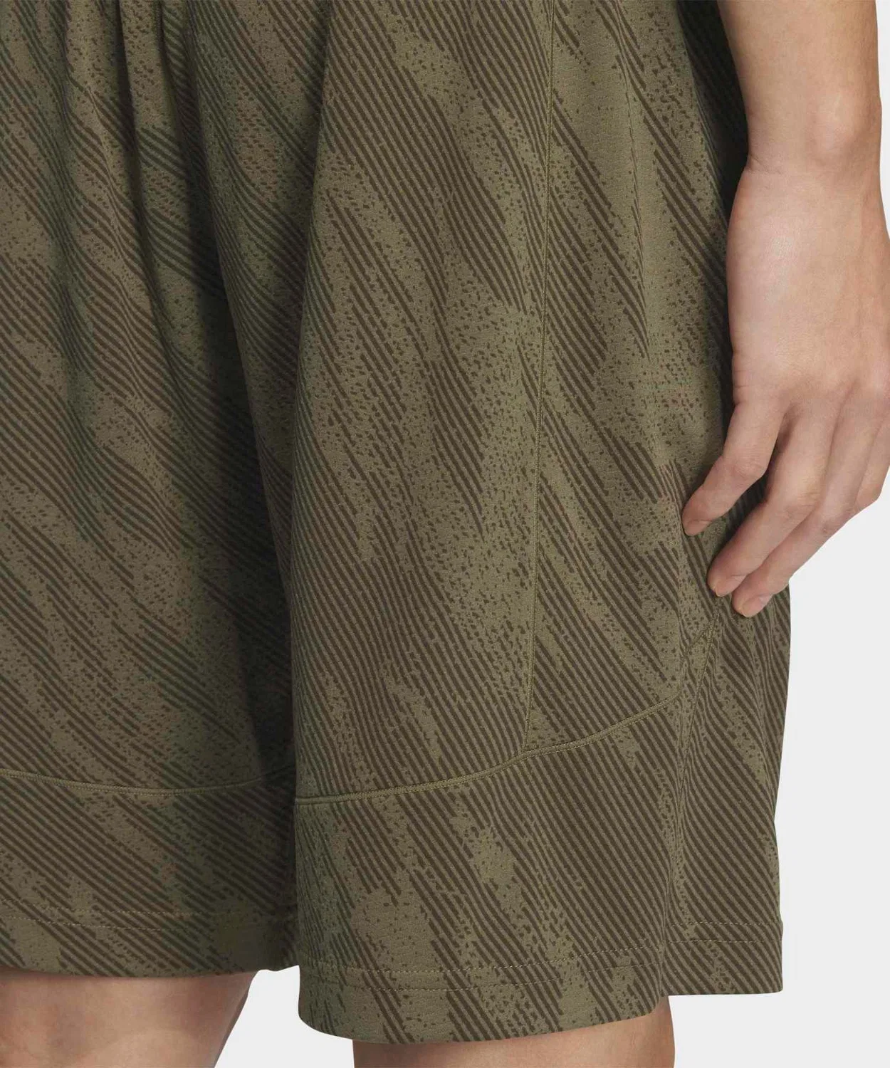 Мужские шорты с принтом Tech Essentials Cool Touch Regular Fit Camo AOP 9 Inch Shorts Adidas, Khaki — фото 4