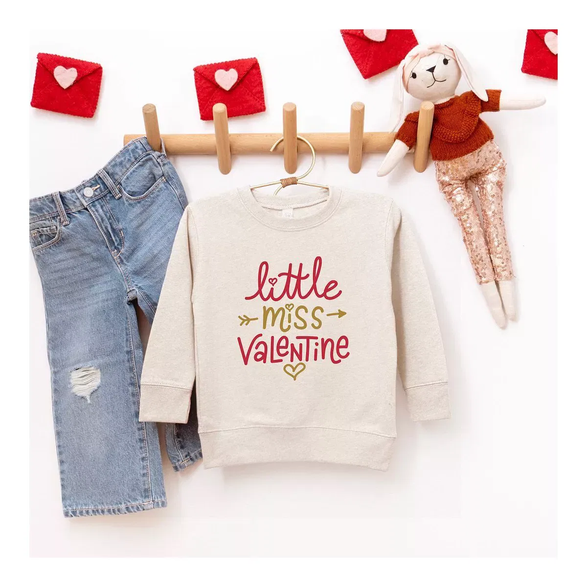 Детский свитшот для девочек с принтом Little Miss Valentine The Juniper Shop, Natural — фото 2