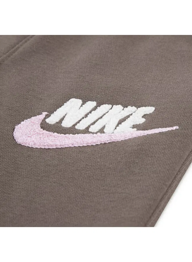 Джоггеры с ворсовой отделкой Toddler Club Nike, коричневый — фото 2