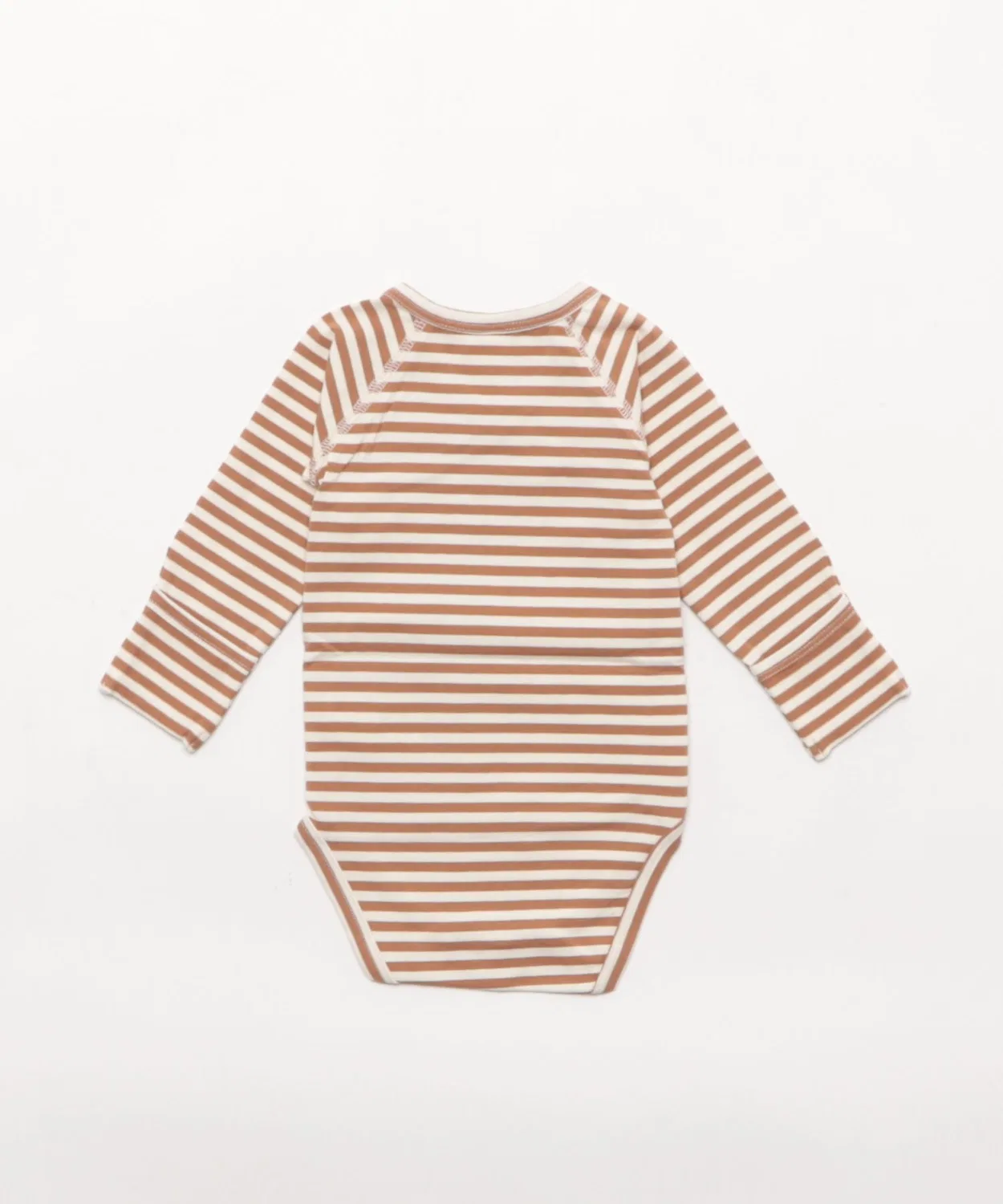 Детский боди-комбинезон с длинным рукавомCinnamon-Stripe Quincy Mae, Белый/Коричневый — фото 2