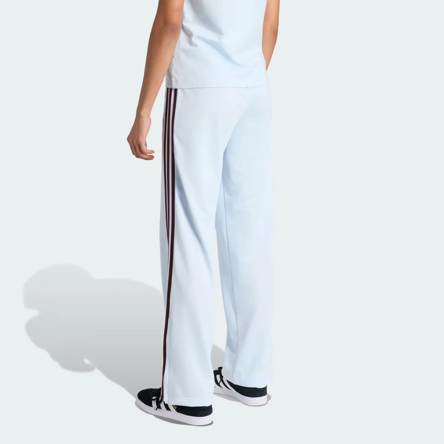 Женские спортивные штаны с контрастными лампасами Firebird Classic Adidas Originals, небесно-голубой/бордовый — фото 2