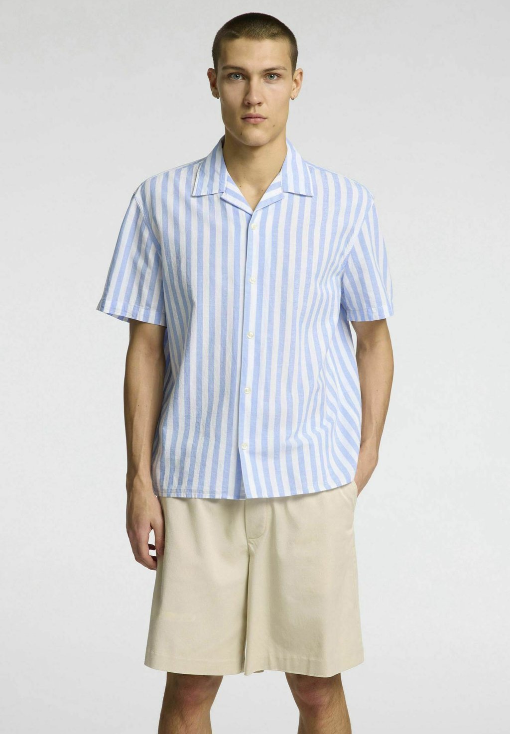 

Рубашка SLHRELAXSUN SHIRT RESORT Selected Homme, светло-голубой