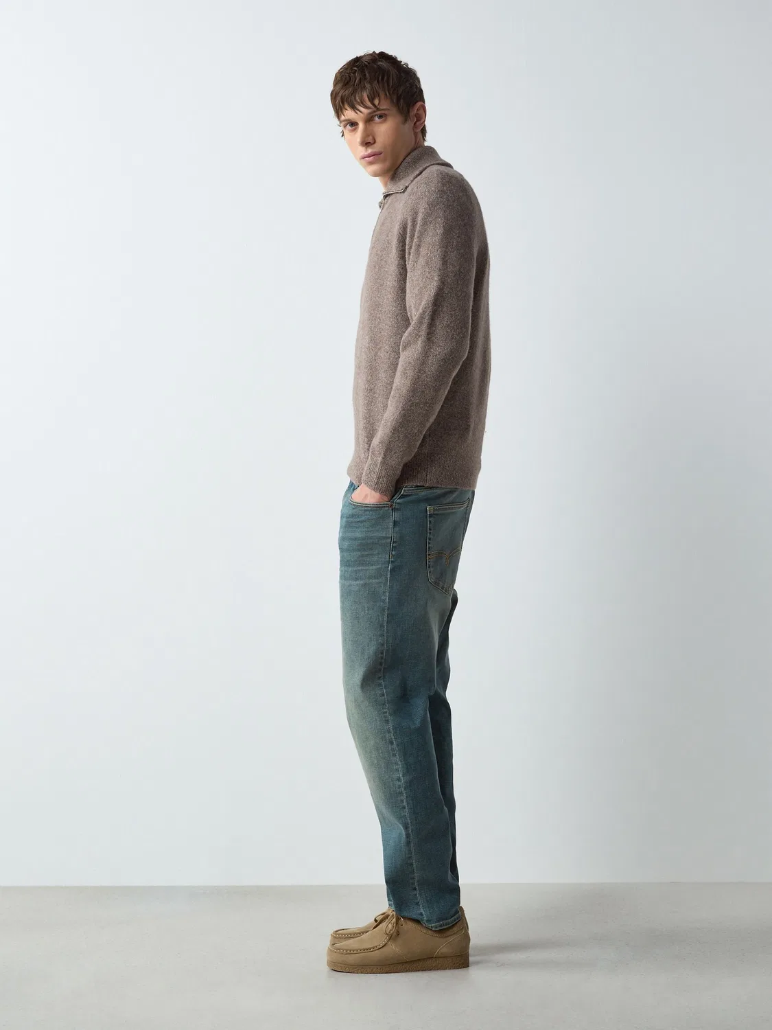 Джинсы Regular Tapered Fit Motionflex с льном Next, Blue/Green Tint — фото 3
