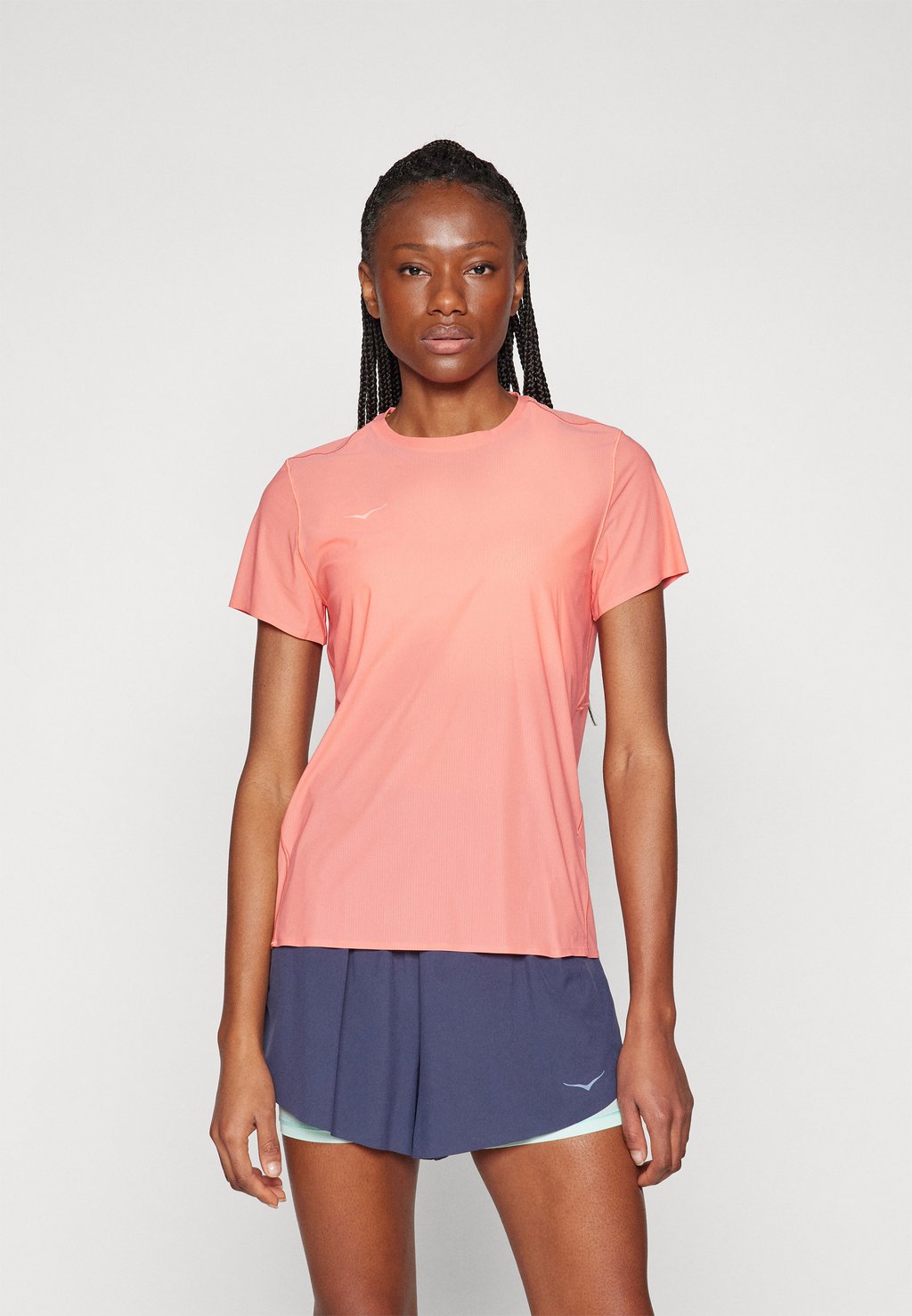 

Спортивная футболка AIROLITE RUN SHORT SLEEVE HOKA, коралловый