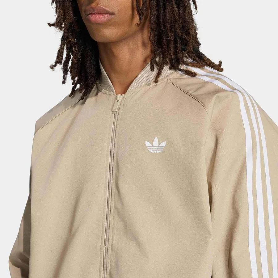 Мужская куртка с длинным рукавом adidas SST Adicolor Classics, Кремовый — фото 4