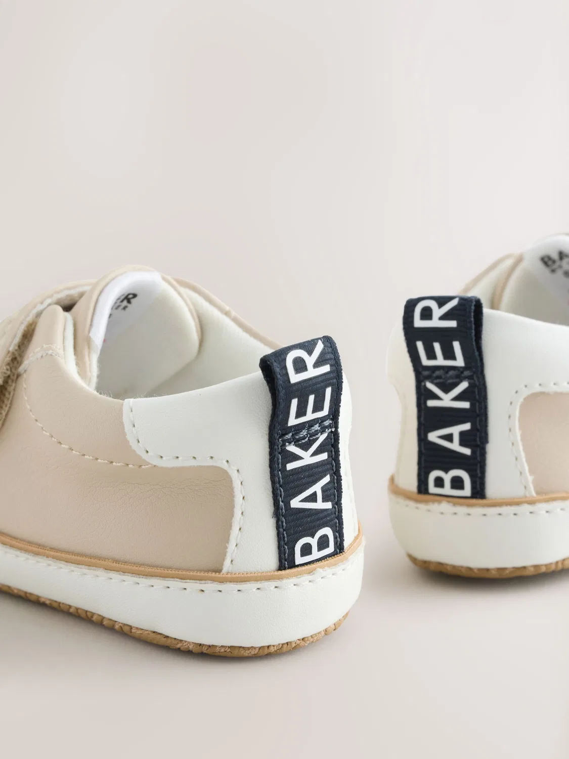 Кроссовки детские Baby Padders Baker by Ted Baker, Stone — фото 4