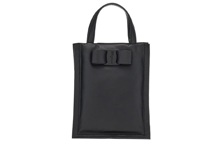 

Ferragamo Кожаная маленькая квадратная сумка