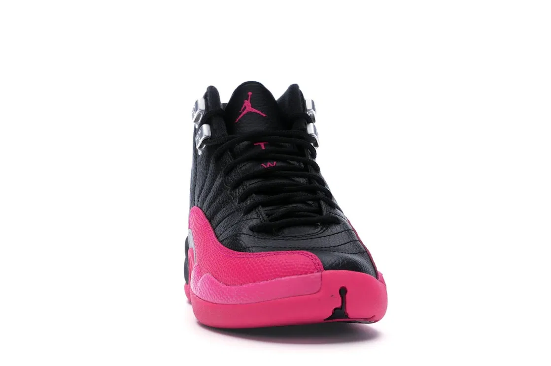 Детские кроссовки Lifestyle с моделью Jordan 12 Retro Jordan, Black/Deadly Pink-Metallic Silver — фото 2