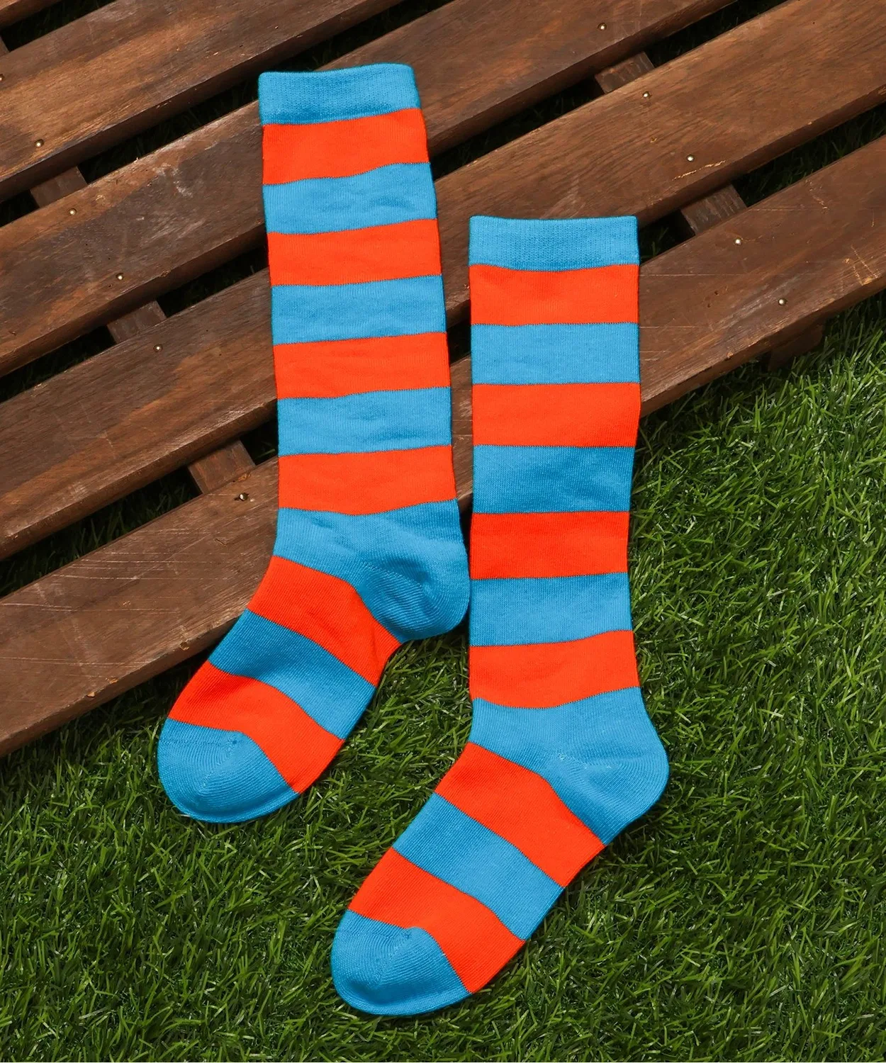 Детские носки с разноцветным неоновым принтом, модель Colorful Neon, бренд BREEZE, Turquoise Blue