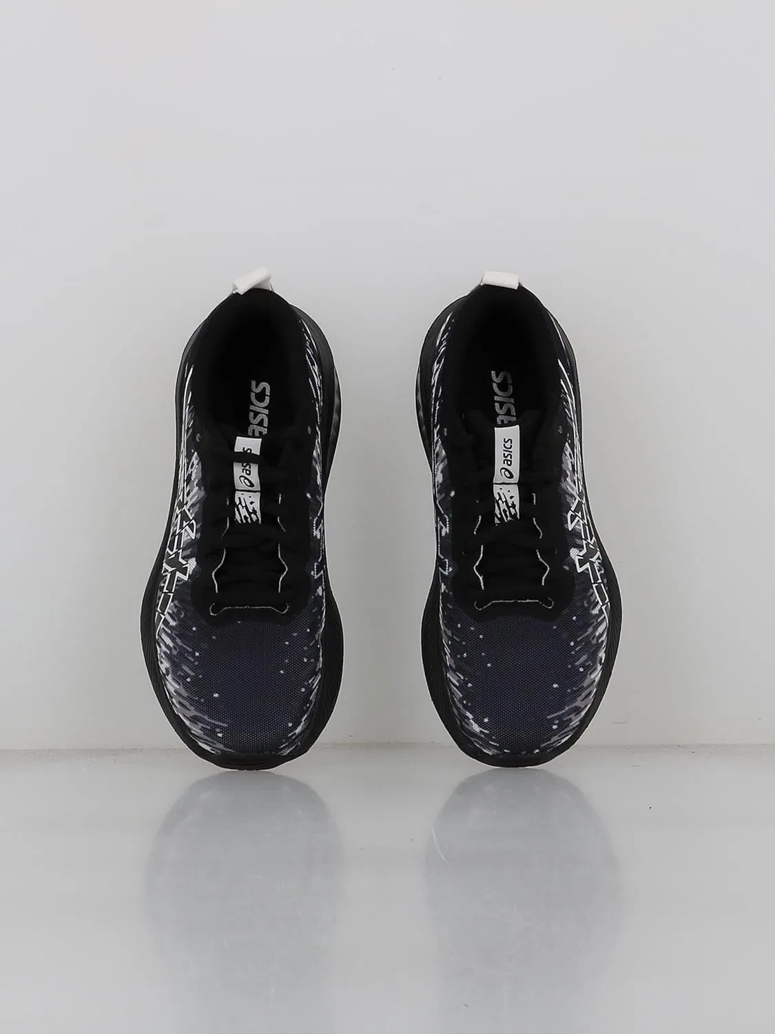 Детские спортивные кроссовки для мальчиков с амортизацией Gel-noosa Tri 16 GS ASICS, Black White — фото 3