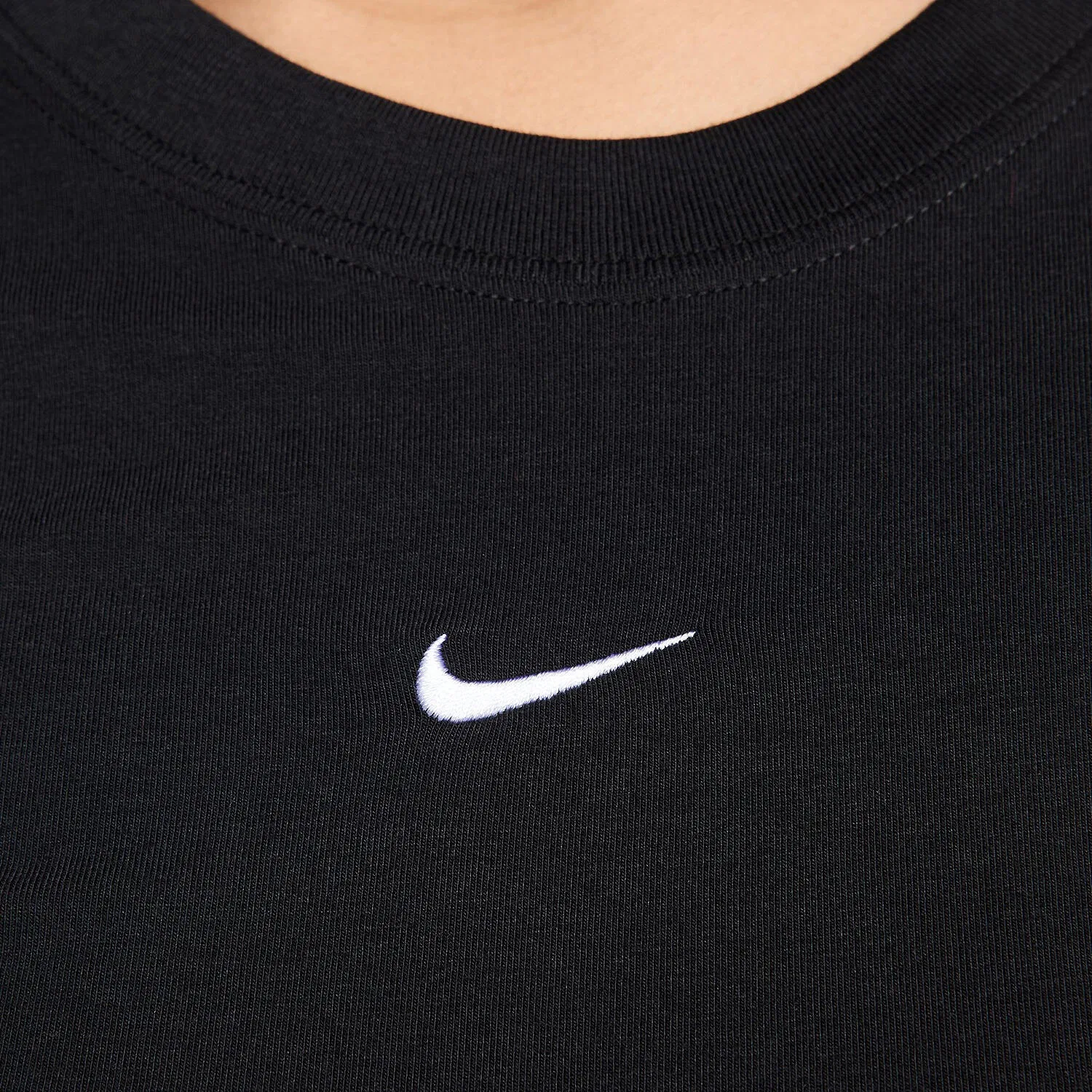 Женская футболка с принтом NSW NK CHLL KNT MD CRP Nike, Schwarz — фото 4