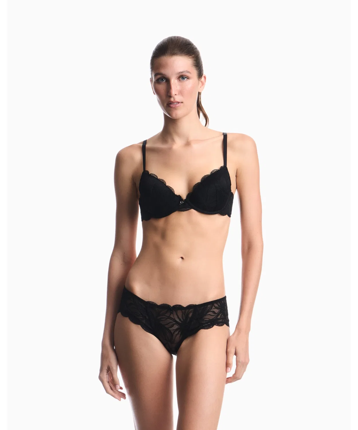 Женский бюстгальтер с кружевом, с съемными вставками, модель Eternal Lace EMPORIO ARMANI, Черный