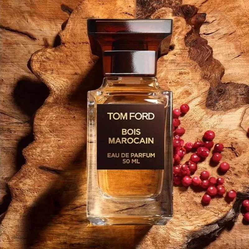 Набор парфюмерных миниатюр TOM FORD Woody Tones, 50 мл — фото 2