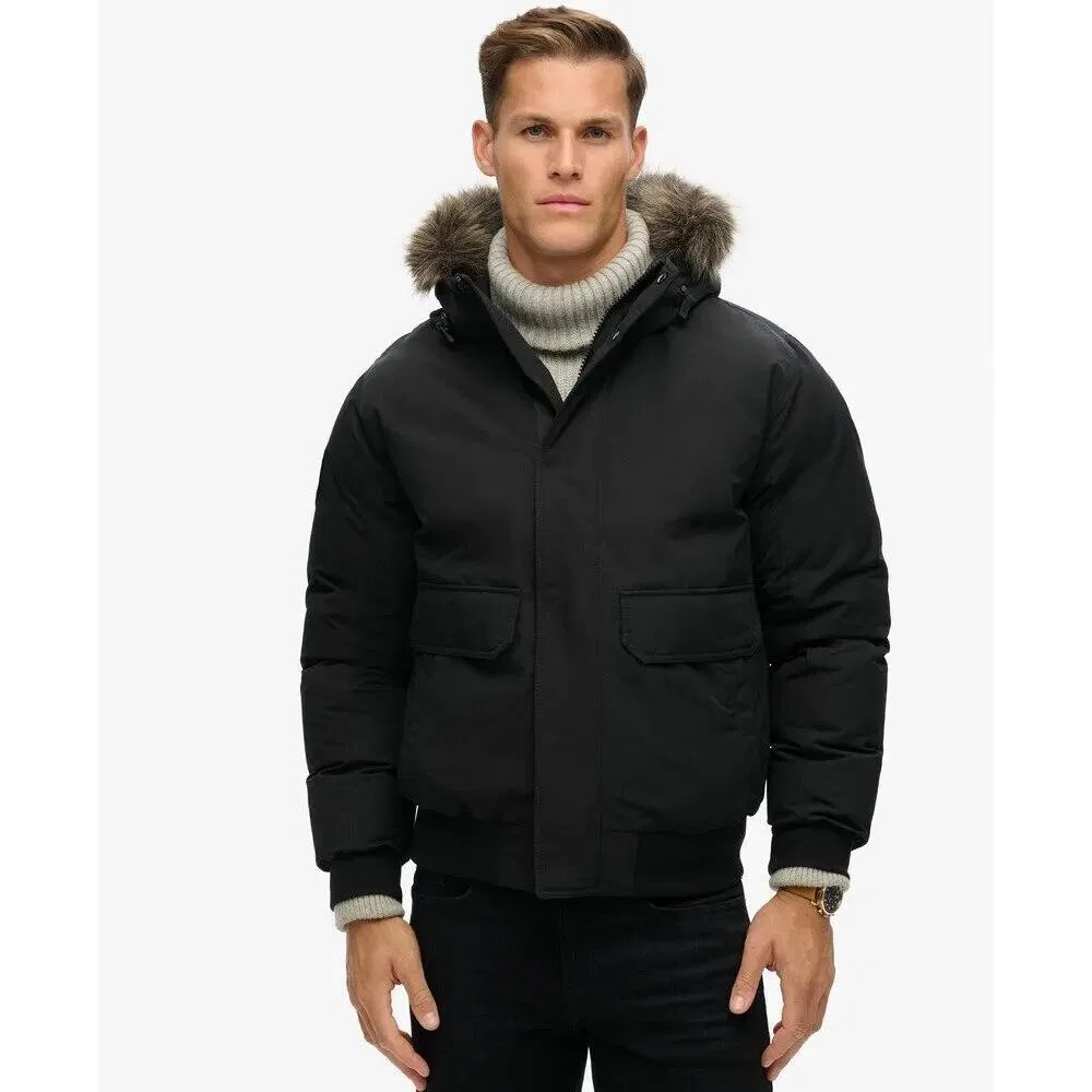 Женская куртка-бомбер из искусственного меха Everest Superdry, Schwarz — фото 3
