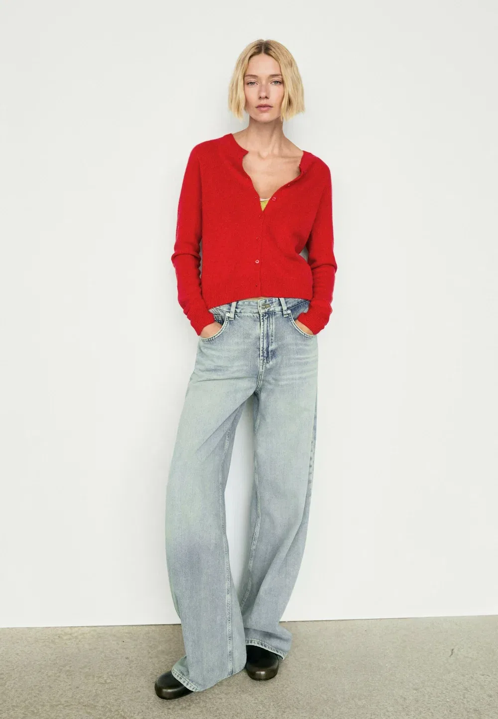 Укороченный вязаный кардиган из 100% кашемира - кардиган Massimo Dutti, Red — фото 2