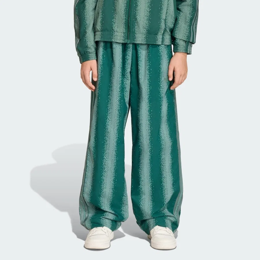 Спортивные штаны с принтом Minecraft adidas Originals, Зеленый