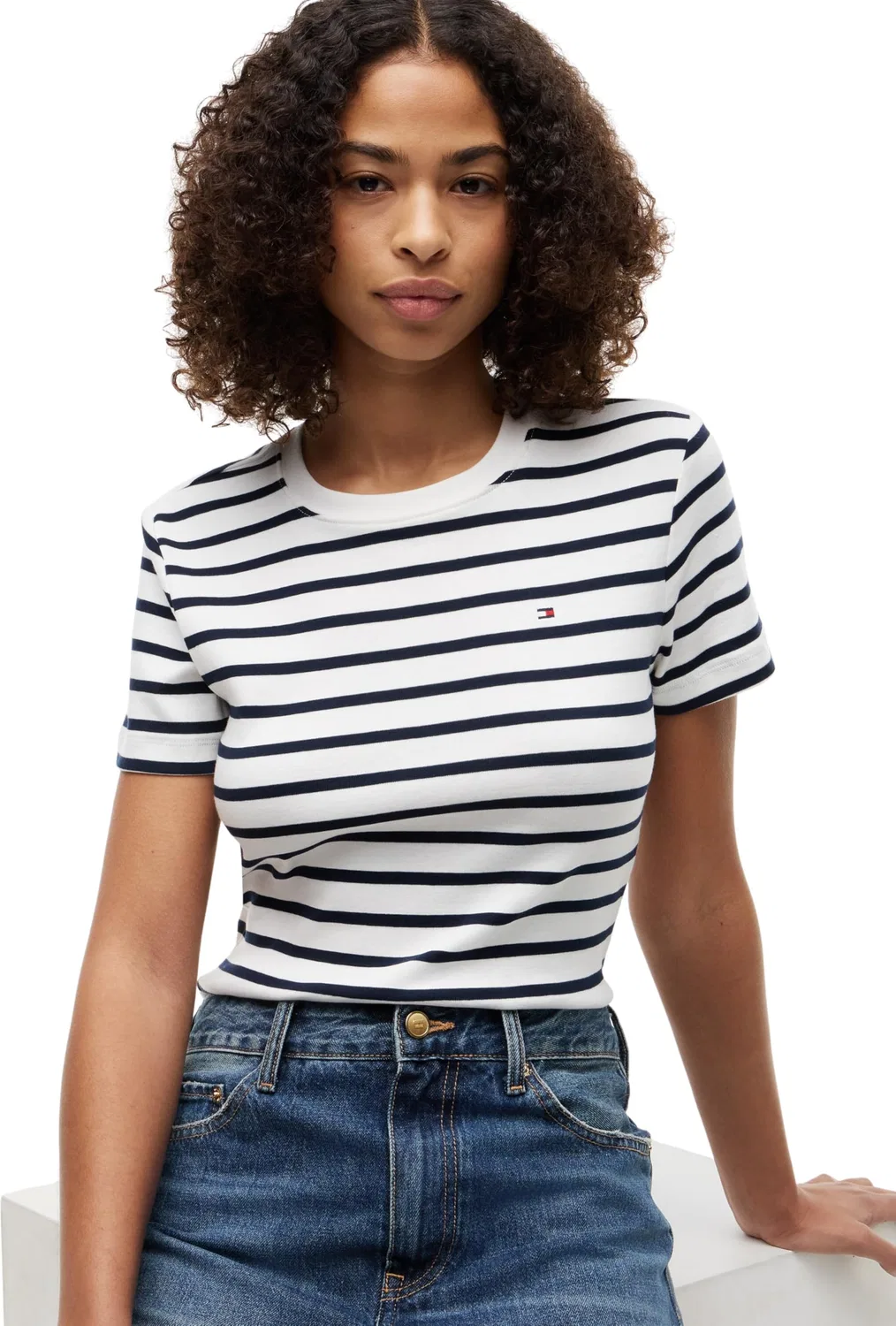 Женская футболка с коротким рукавом Tommy Hilfiger Slim Cody C-nk Ss Ww0ww40587, White (Breton/Ecu/Dark Night Navy) — фото 3