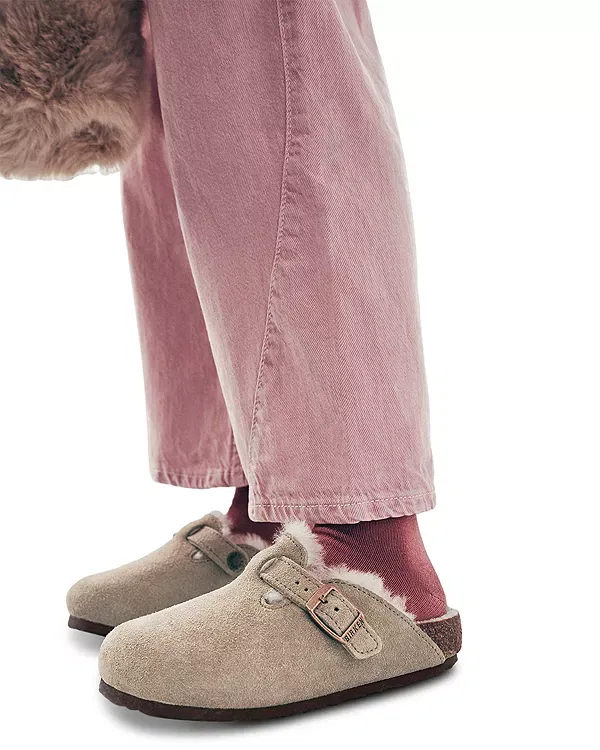 Детские сабо для девочек из замши с подкладкой Boston Suede Shearling Birkenstock, бежевый — фото 2