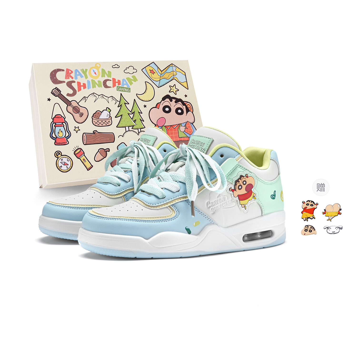 

Crayon Shinchan Низкие повседневные кеды унисекс Candy Blue в эксклюзивной коробке с двумя случайными каплевидными подвесками