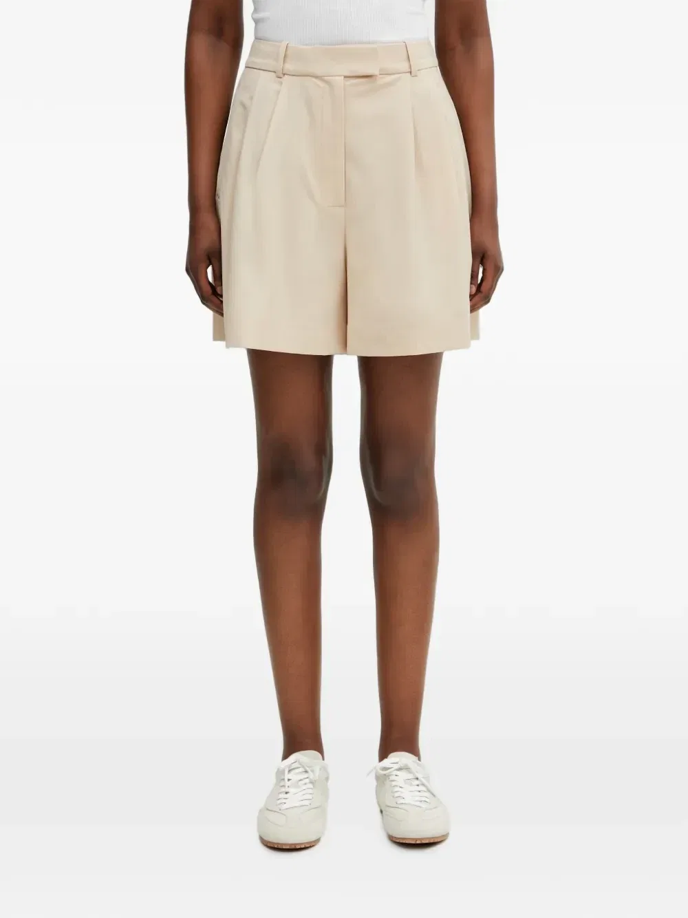 Шорты Lacoste плиссированные бежевые