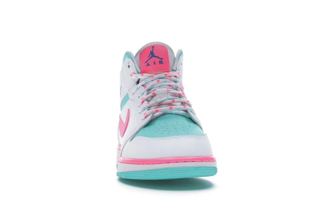 Детские кроссовки для мальчиков с принтом Jordan 1 Mid Jordan, White/Digital Pink-Aurora Green-Soar — фото 2