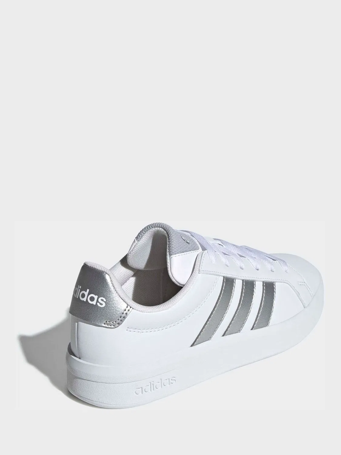 Кроссовки Grand Court 3.0 adidas, белый/серебристый — фото 2