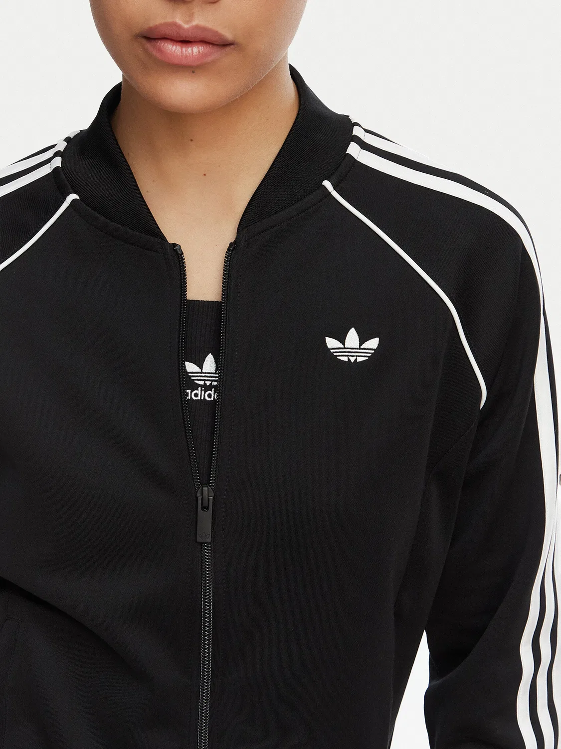 Женская толстовка стандартного кроя adicolor Classic Adidas, черный — фото 4